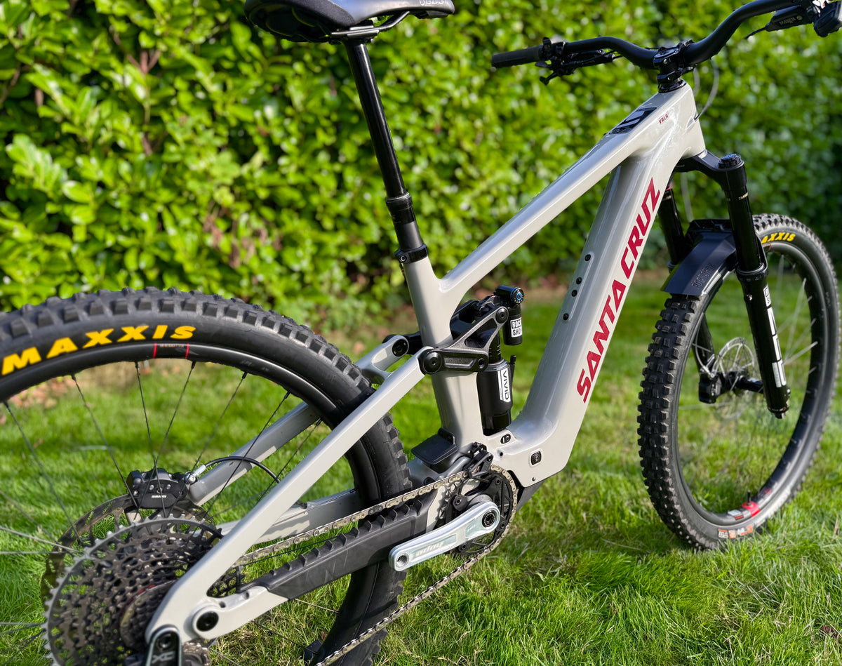 2026 Santa Cruz Vala | Size Medium | HUGE SPEC | Bosch Gen 5 120nm | Low Miles