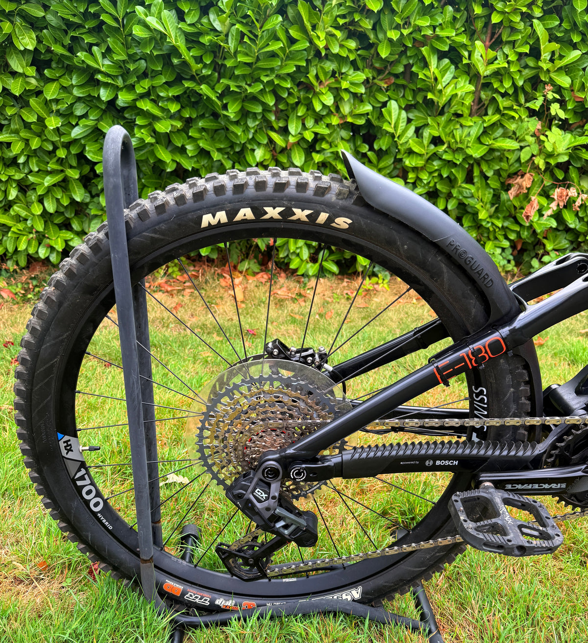 Whyte E180- RSX | Size Large | 90 miles |