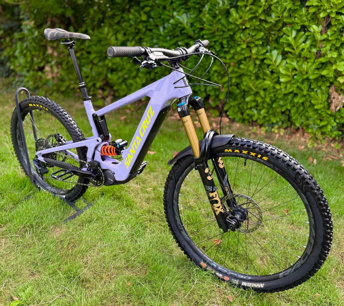 Santa Cruz Bullit CC MX | Large | Upgraded | Spare Battery