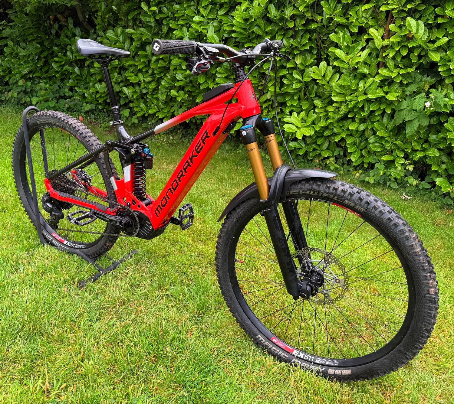Mondraker Level RR EMTB - Size Medium - Bosch 750Wh