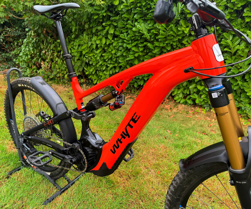 Whyte E180- RSX | Size Large | 90 miles |