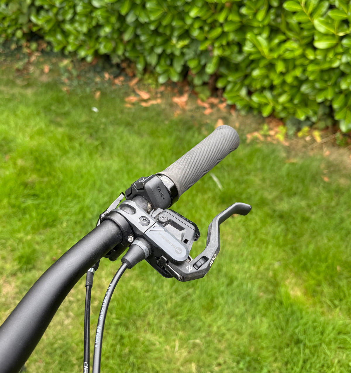 AMFLOW PX CARBON 700WH | 2027 | MEDIUM | 491 MILES | DJi AVINOX M2-S