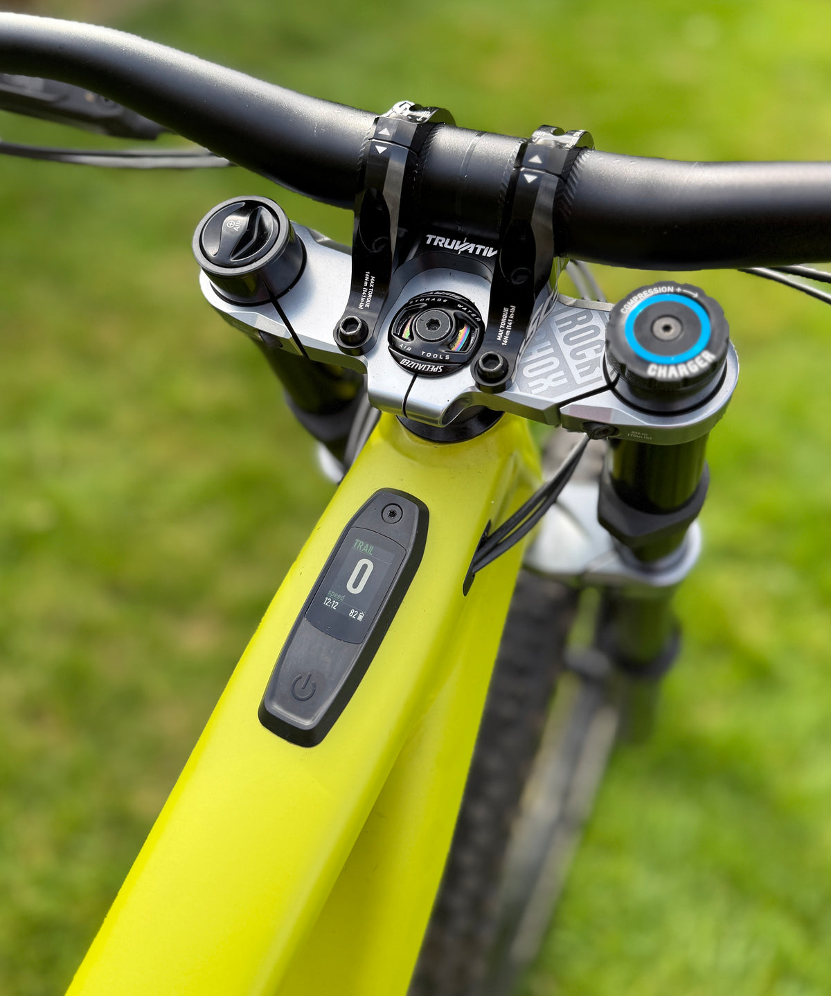 Specialized Kenevo Expert | Medium | MASTERMIND TCU | LOW miles